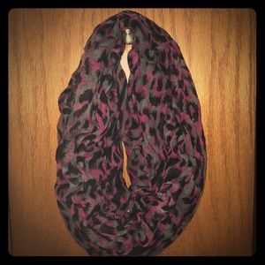 Patterned infinity scarf